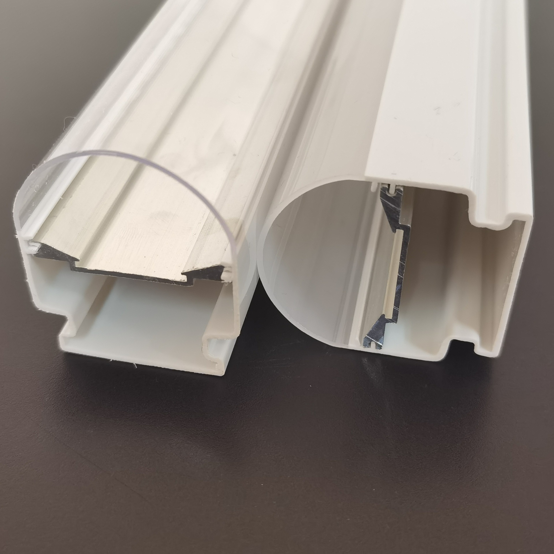 The second reason for the surface corrosion of aluminum extrusion profiles