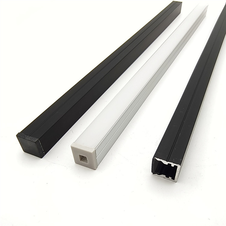 What are the characteristics of the two steels used in PC extrusion mold