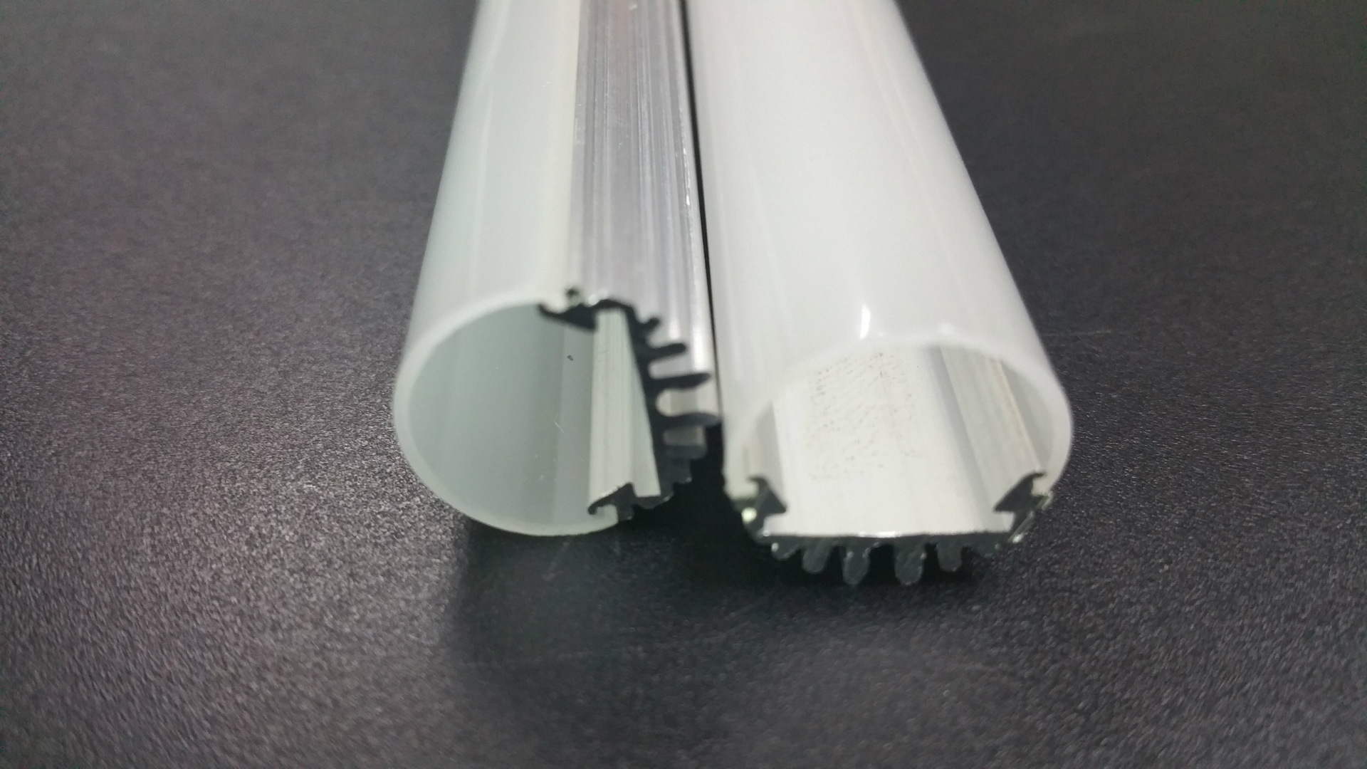 Can LED tubes be directly connected to electricity